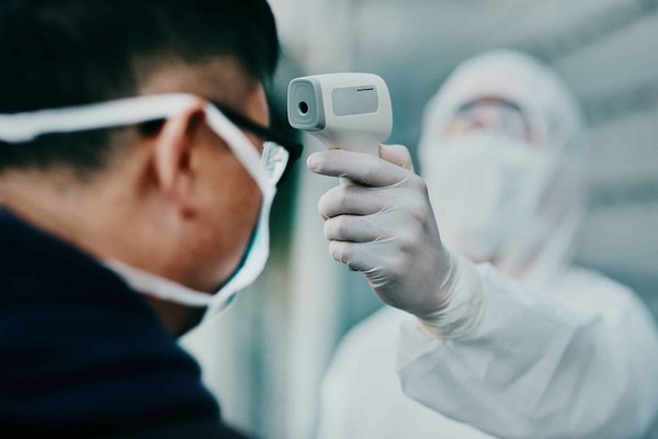 How Can AI Assist in the Early Detection of Urban Water Leakage and Infrastructure Damage?